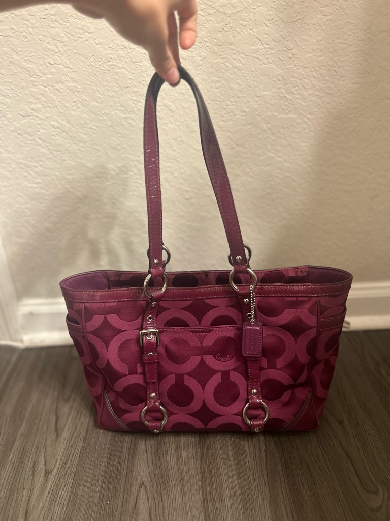 Coach Signature C Tote Bag Burgundy/Maroon